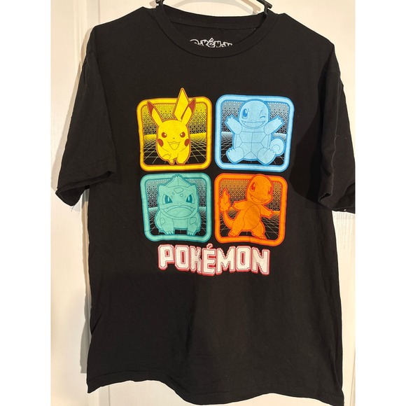 Pokemon T-Shirt Pikachu Squirtle Charmander Bulbasaur Black Tee L - Picture 1 of 3